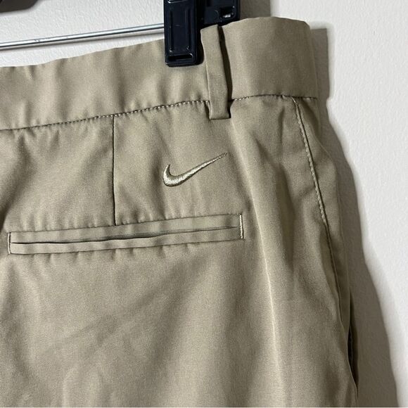 Nike Golf Men’s Flat Front Tan Standard Fit Golf Shorts Size 35 - Picture 4 of 6